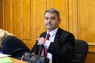Úředník podvedl město o šest milionů. A zároveň vybojoval miliardu - Seznam Zprávy