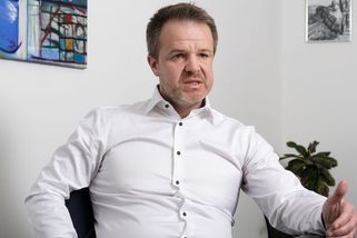 Advokát hrozí školám policií kvůli rouškám. Jde jen o svobodu, tvrdí - Seznam Zprávy