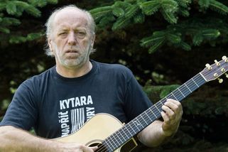 Zemřel kytarista a pedagog Stanislav Barek - Novinky