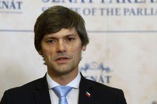 Hilšer dostane od státu vedle platu 5,4 milionu. Jde o příspěvek pro stranu za mandát - Novinky