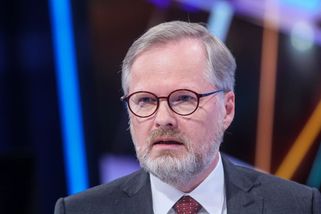 Změny ve vládě? Zvládáme jeden problém za druhým. Není důvod ke střídání ministrů, vzkázal Fiala