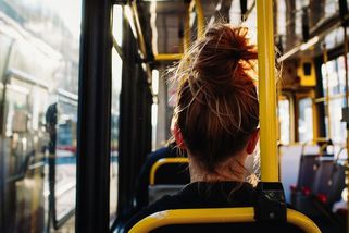 Kočárky v MHD aneb Proč si pořizujete děti, když nemáte na auto? - Médium.cz