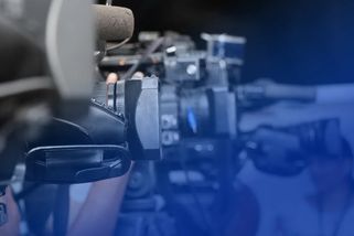 Mandátový a imunitní výbor nedoporučil sněmovně vydat Babiše a Okamuru