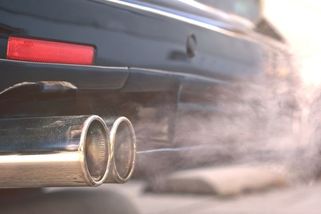 Zastavme šílenství! Po bouřlivé debatě byl schválen konec prodeje spalovacích motorů po roce 2035 - Garáž.cz