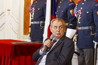 28. říjen: omluvy ministrů i hejtmanů - Novinky