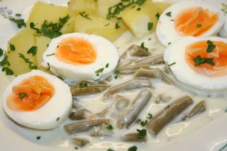 Fazolky ze školky: Recept přímo od kuchařky aneb Tajemství smetanové omáčky je v detailu