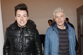 Nejen radost z pomoci druhým, ale také smutek. Dan Krejčík a Matěj Stropnický oplakávají nečekané úmrtí spolubydlící z Ukrajiny