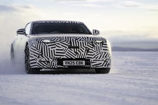 Jaguar se pochlubil s extrémními čísly své připravované kontroverzní novinky. Má být nejsilnější v historii - Garáž.cz