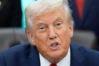 Cílů jsme dosáhli. Trump chce ukončit válku do tří týdnů, režim v Íránu ale trvá