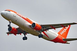 Rodině zrušili zájezd, když seděla v letadle. Museli jsme se domů dostat sami, zuří