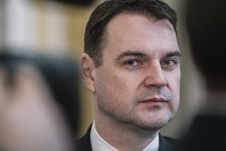 Výzva k přehodnocení vztahů s Maďarskem? Prezident neřídí zahraniční politiku, uvedl Macinka