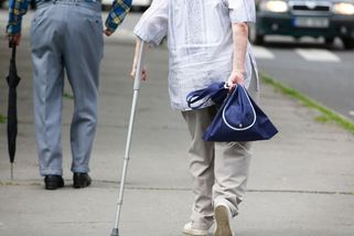 Preuss: Krácení valorizace penzí zřejmě protiústavní není - Novinky