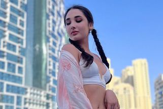 Postavička jako lusk: Zamilovaná Natálka Grossová si užívá moře na lodi, v plavkách předvedla figuru ze všech stran - Super.cz