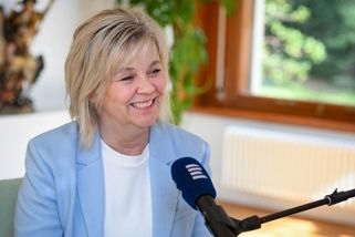 ‚Nechtěla jsem být figurína na vedlejší koleji.‘ Eva Pavlová o roli první dámy, pomoci a české společnosti