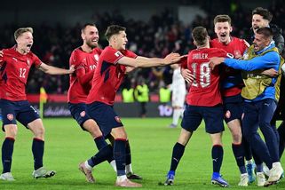 MS fotbal | ZNÁMKOVÁNÍ: Dominantní Šulc, skvělý Coufal. Postup zajistil i skvostný výkon kapitána - Sport.cz