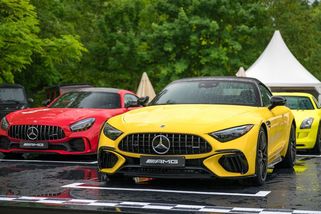 O víkendu startuje slavnost Legendy. K vidění bude několik českých premiér i strhující koncepty! - Garáž.cz