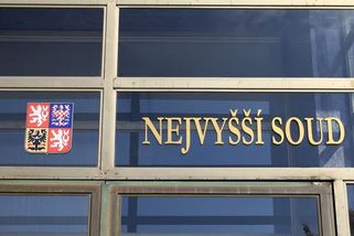 Vyšší odškodnění pro děti Romů vystěhovaných ze Vsetína - Novinky