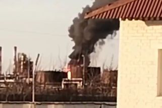 Ukrajinské drony zasáhly ropnou rafinerii v ruské Ufě