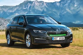 Na autech by se mohlo objevit další brzdové světlo. Nebude červené. A ani nebude vzadu - Garáž.cz