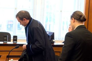 Policistka při honičce bourala a zemřela žena. Je mi to nesmírně líto, kála se u soudu