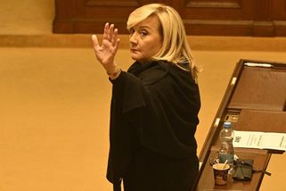 Alena Schillerová zamáčkla slzu kvůli zrušené porodnici v Ivančicích: Místní jí připomněli zásadní věc. Nebyla ráda - Super.cz