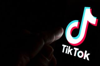 Rodiče žalují TikTok. Tvrdí, že jejich děti zemřely při plnění virální výzvy - Seznam Zprávy