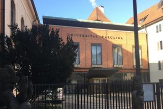 Nejdřív mě to zarazilo, pak jsem se rozesmál. Fialovy vize neberou vážně ani akademici - Novinky