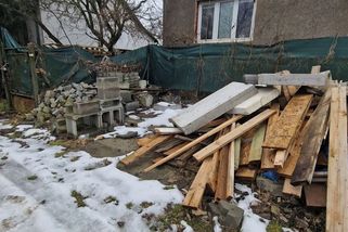 Lidé v šoku, u domků jim vzniká průmyslová zóna. Zkrachovalá ostravská huť prodává pozemky firmám - Novinky