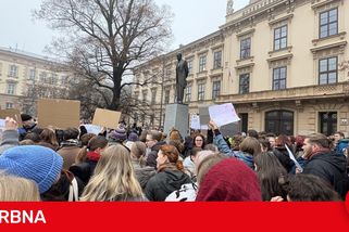 Macinko, odmňoukej jinam, vzkázali studenti v Brně. Z výuky jich odešly stovky
