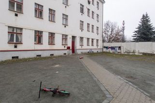 Uprchlíci mají dostat více na dávkách, ministerstvo financí a odbory jsou proti - Novinky