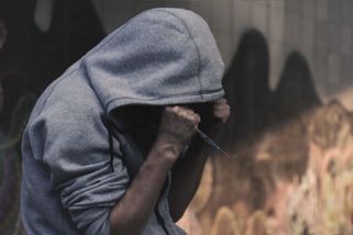 Udělají z policistů rasisty a zabijáky? Ještě k př...