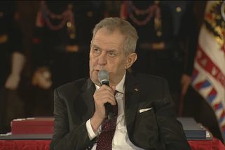 Zeman se omluvil Herzogovi za postoj ministra Lipavského ke zprávě komise rady OSN