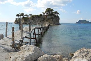 Zakynthos pod mikroskopem. Tajemství ostrova Cameo - Médium.cz