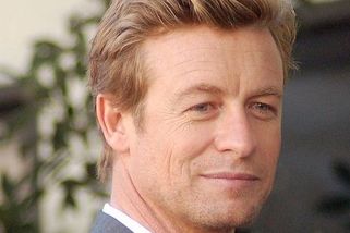 Mentalista Simon Baker, jehož skutečný život byl dramatičtější než seriál - Médium.cz