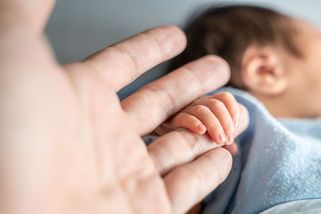 Kojenecké ústavy za dva měsíce končí. Co bude s některými dětmi, není jasné - Seznam Zprávy