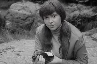 Baculatá hvězda Metráčka musela kvůli roli ještě přibrat. Jejího filmového rytíře Lišáka postihl smutný osud - Super.cz