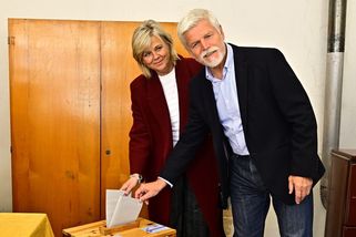 Prezidentský pár se ukázal v papučích