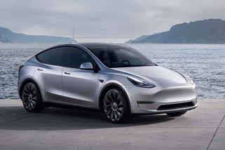 Každé páté auto v Německu propadá na technické. Tesla padá na dno, Mazda naopak slaví