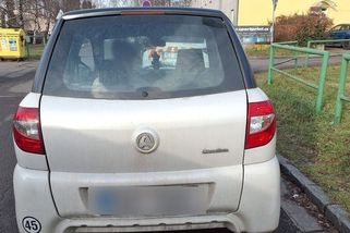 Sedmnáctiletý řidič v Pardubicích překročil rychlost s autem, které toho nemělo být schopné - Novinky