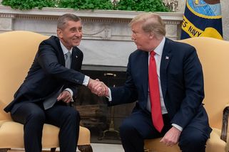 Andrej Babiš jen zneužívá hlouposti Čechů - Médium.cz