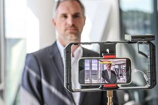 Hřib a neoprávněné odměny: Myslel jsem, že jde o přeplatek, hájil se u úřadu