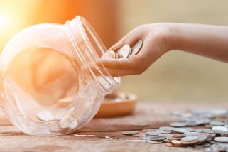 V létě se znovu zvýší penze - Novinky