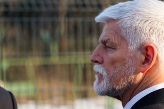 OBRAZEM: Hrozba pro Evropu na dohled. Pavel vyrazil k východní hranici NATO s Běloruskem