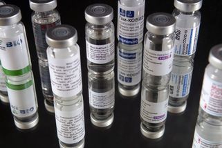 Překvapivé rozhodnutí. Slovensko začne očkovat ruskou vakcínou Sputnik V - Seznam Zprávy