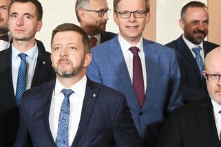 Platy a peníze pro Hrad dohnaly politiky na hranici lží. Mají poslední šanci zachránit rozpočet - Echo24.cz