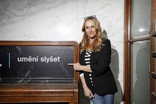 Výborná: Jižní pól je zklamání. Čučíte na špalek, kterým byste si zatopili v kamnech