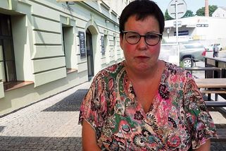 Nevidomé Marii se zhoršil i sluch. Úřad jí pak snížil příspěvek na péči