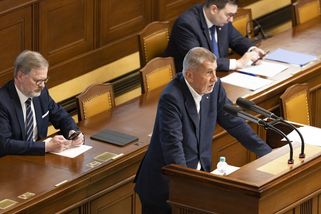 Drahá show ve sněmovně? Jistě, diktatura bývá levnější, říká Jindřich Šídlo - Seznam Zprávy