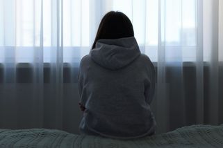 Volají o pomoc, i když už míří ke kolejím. U dětí přibývá myšlenek na smrt - Seznam Zprávy