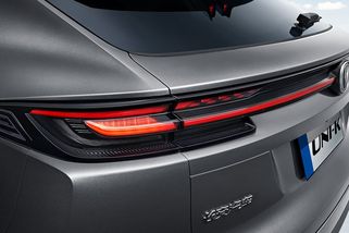 Čínská automobilka zkopírovala Porsche a bude je prodávat v Evropě. Cena je absurdně nízká: Máme detailní fotografie a informace!